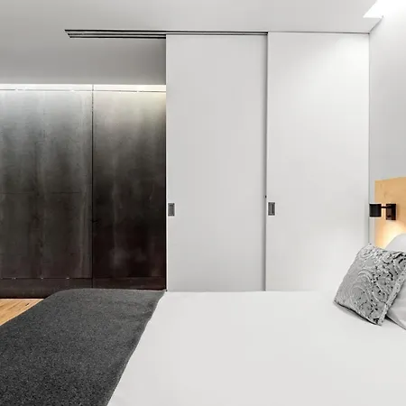 B. Places Apartamento *