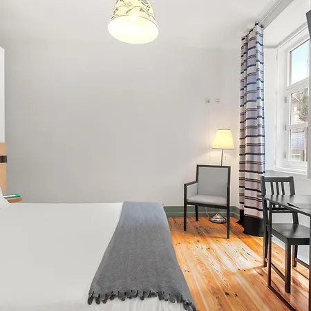 B. Places Apartamento *